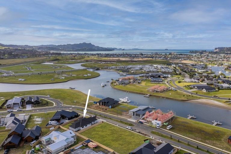 Photo of property in 12 Awatea Drive, Whitianga, 3510