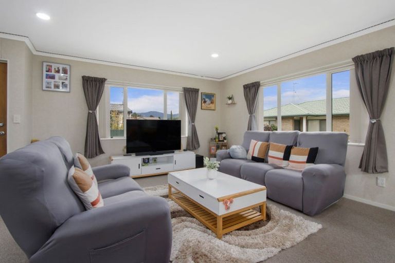 Photo of property in 11 Donegal Place, Katikati, 3129