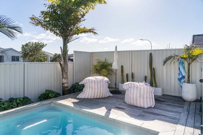 Photo of property in 1 Bill Miller Drive, Papamoa, 3118