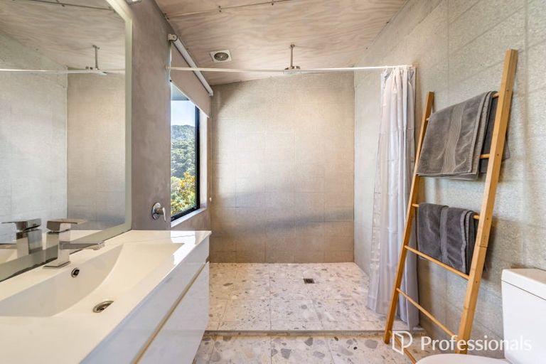 Photo of property in 616b Marine Drive, Days Bay, Lower Hutt, 5013