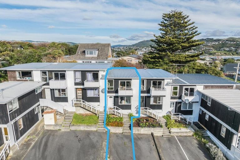 Photo of property in 5/12 Thornley Street, Titahi Bay, Porirua, 5022