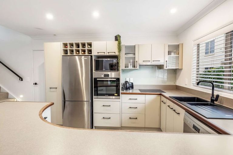 Photo of property in 5/1328 Pukuatua Street, Rotorua, 3010