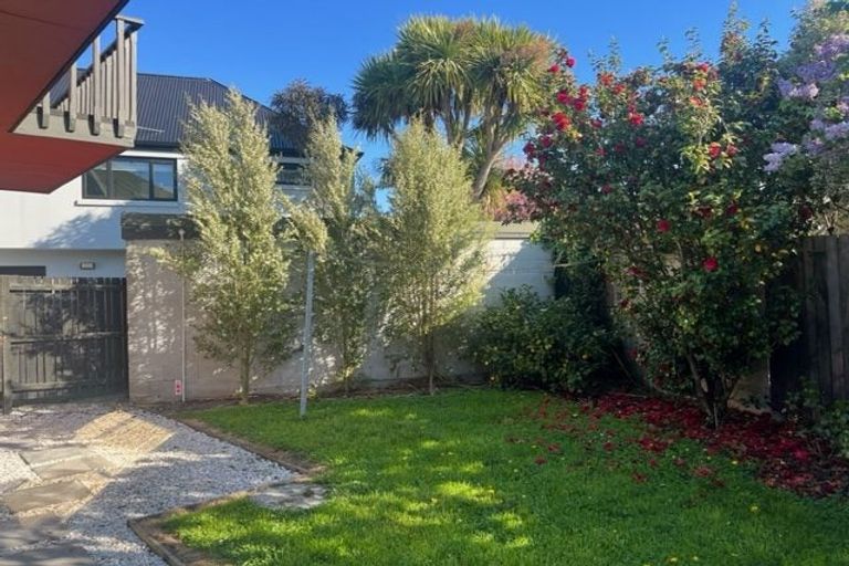 Photo of property in 9/27 Darvel Street, Riccarton, Christchurch, 8011