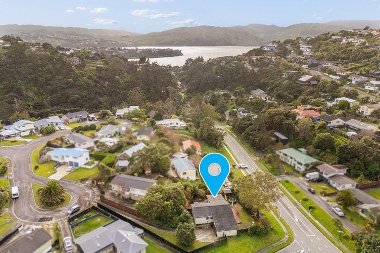 Photo of property in 26 Woolwich Close, Whitby, Porirua, 5024