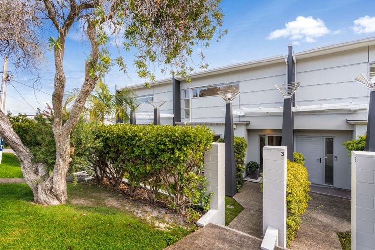 Photo of property in 4/49 Browns Road, Browns Bay, Auckland, 0630