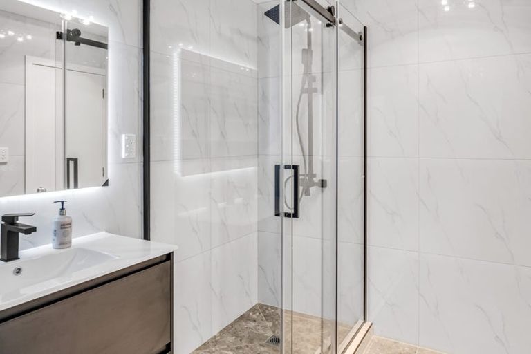 Photo of property in 343 Weymouth Road, Weymouth, Auckland, 2103