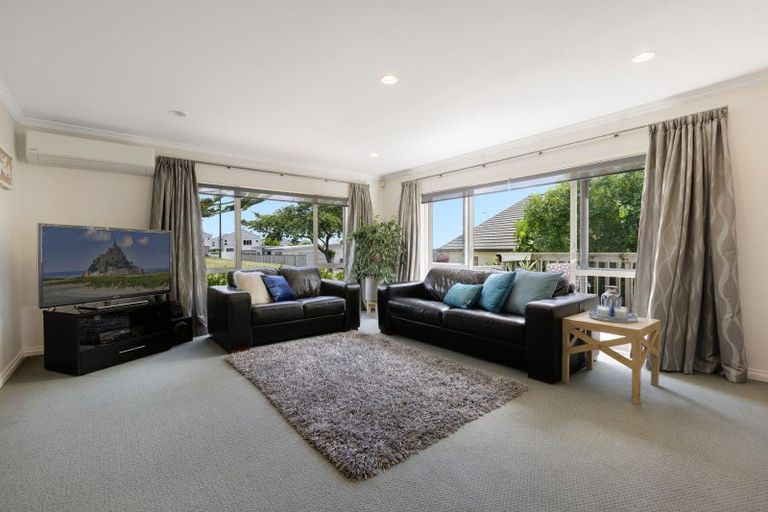 Photo of property in 12 Brodie Place, Bethlehem, Tauranga, 3110