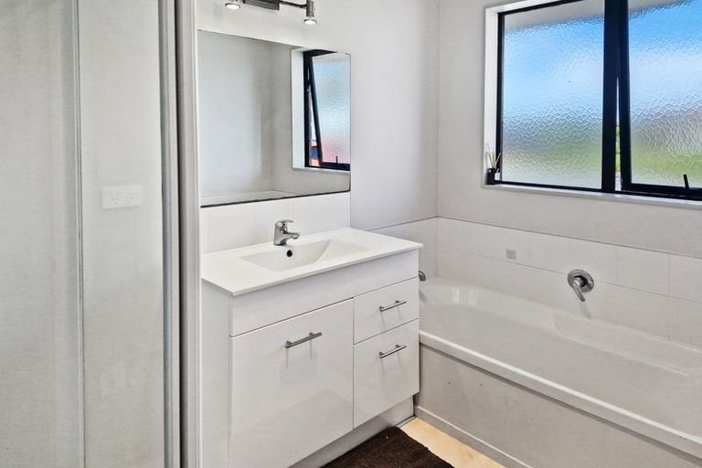 Photo of property in 18 Allanah Place, Te Puke, 3119