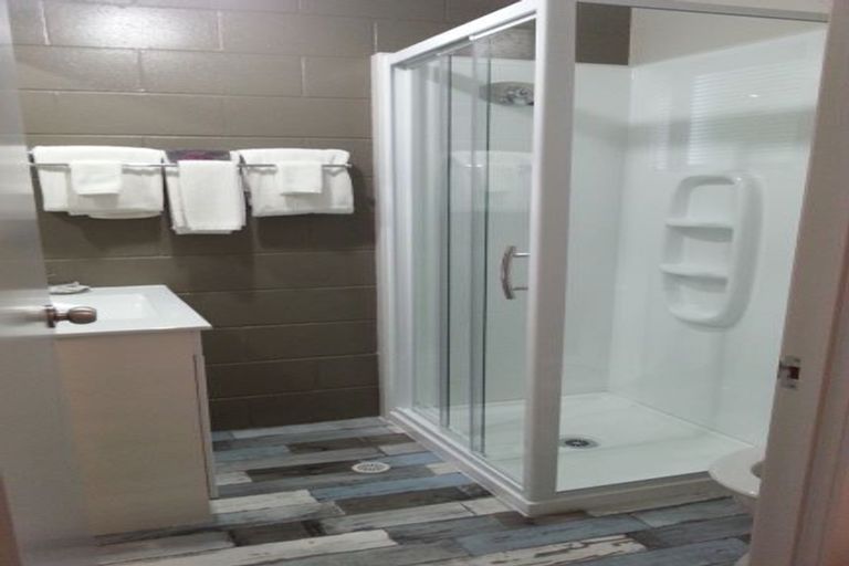 Photo of property in 33 Cable Bay Block Road, Cable Bay, 0420