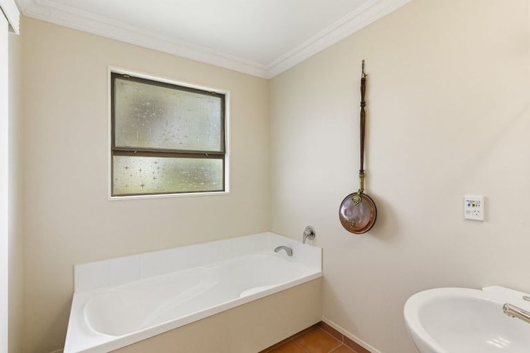 Photo of property in 27 Nathan Avenue, Paraparaumu Beach, Paraparaumu, 5032