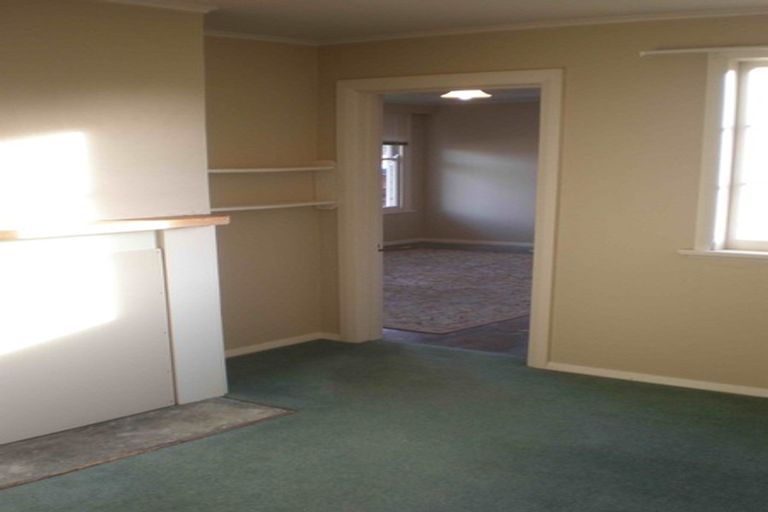 Photo of property in 9-11 Keeling Street, West End, Palmerston North, 4412