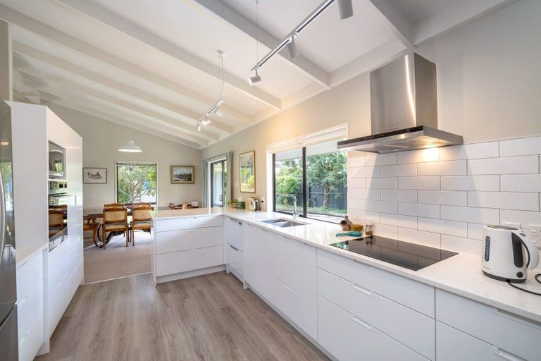 Photo of property in 27 Lincoln Road, Carterton, 5713