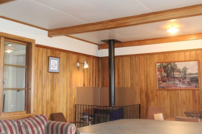 Photo of property in 2798 Coast Road, Akitio, Pongaroa, 4991