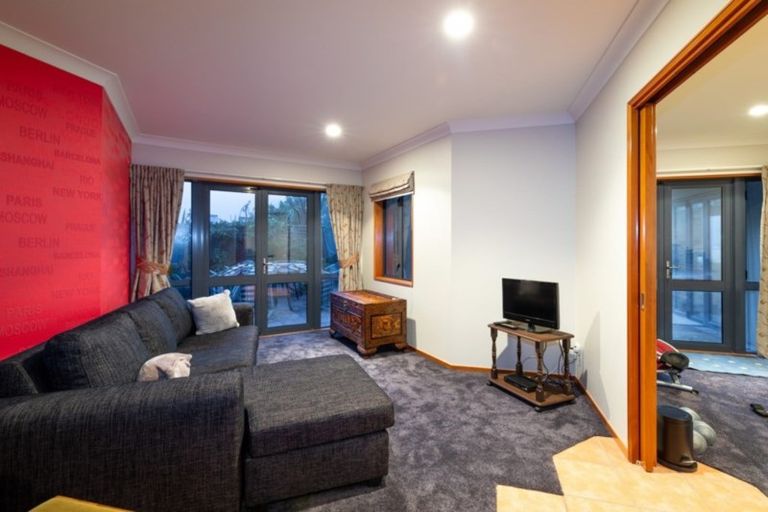 Photo of property in 15 Neptune Place, Waimairi Beach, Christchurch, 8083