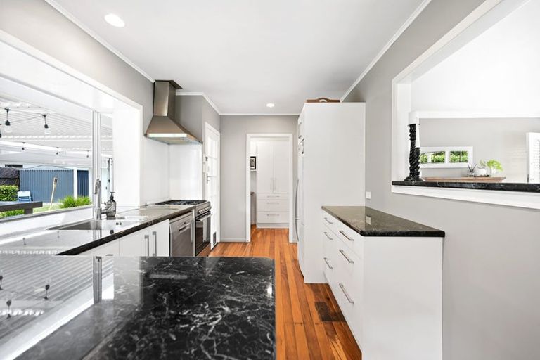 Photo of property in 5 Grassy Downs Place, St Andrews, Hamilton, 3200