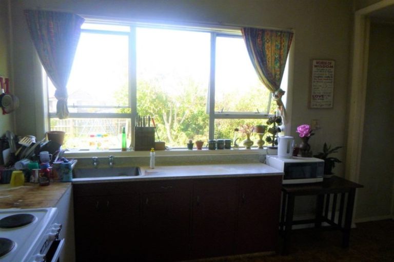 Photo of property in 22 Romilly Street, Westport, 7825