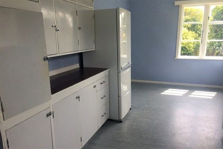 Photo of property in 37 Grierson Street, Naenae, Lower Hutt, 5011