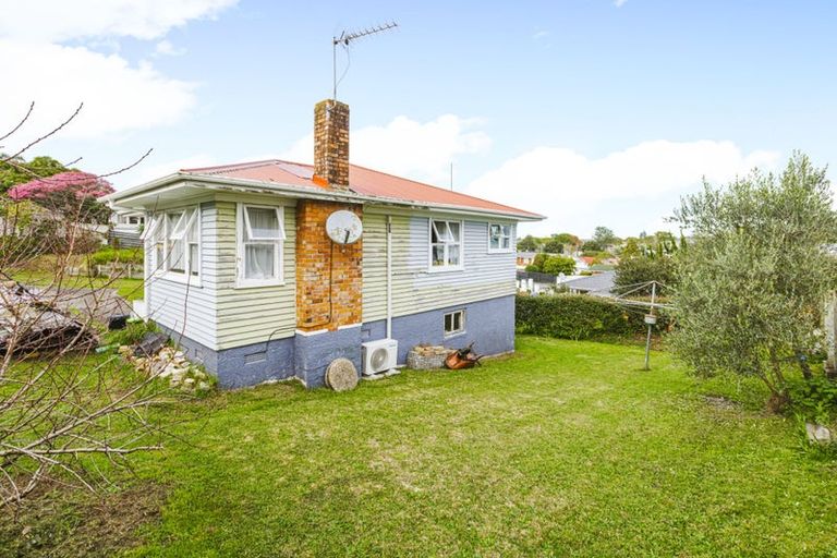 Photo of property in 35a Weymouth Road, Manurewa, Auckland, 2102