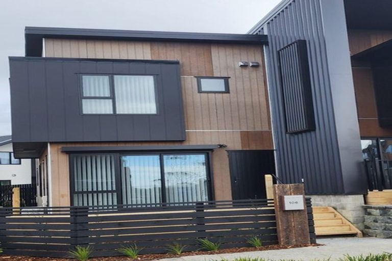 Photo of property in 106 Te Oneroa Way, Long Bay, Auckland, 0630