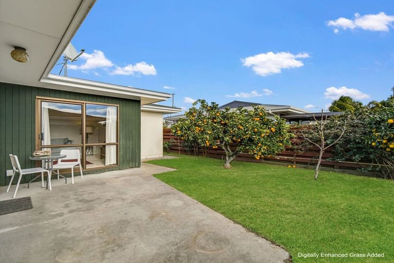 Photo of property in 30a Donegal Crescent, Tamatea, Napier, 4112