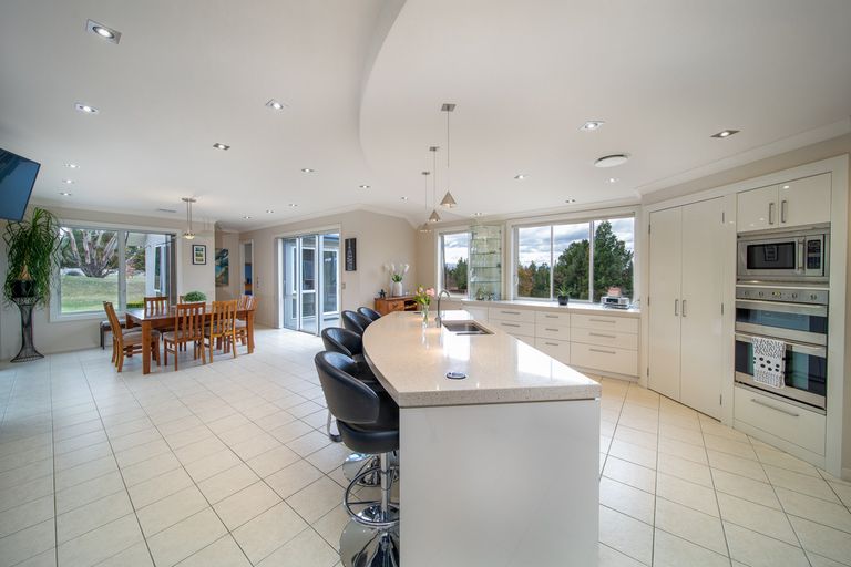 Photo of property in 60 Gilligans Gully Road, Alexandra, 9320