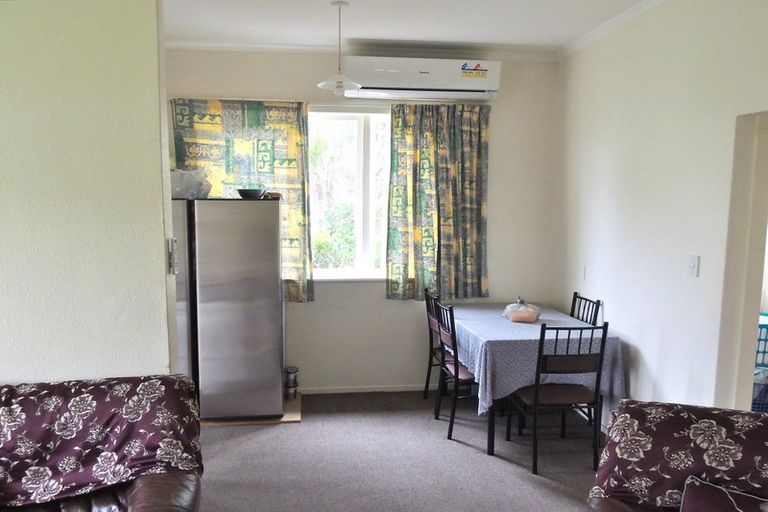 Photo of property in 5 Glen Alton Avenue, Paparangi, Wellington, 6037