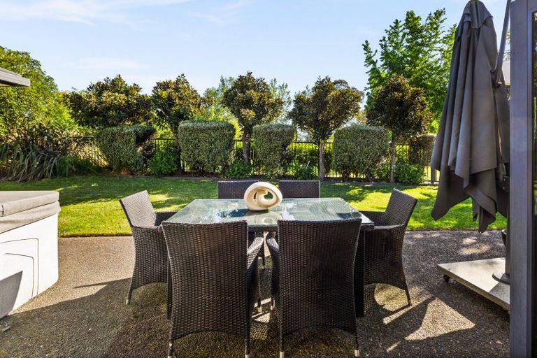 Photo of property in 24 Fairview Place, Havelock North, 4130