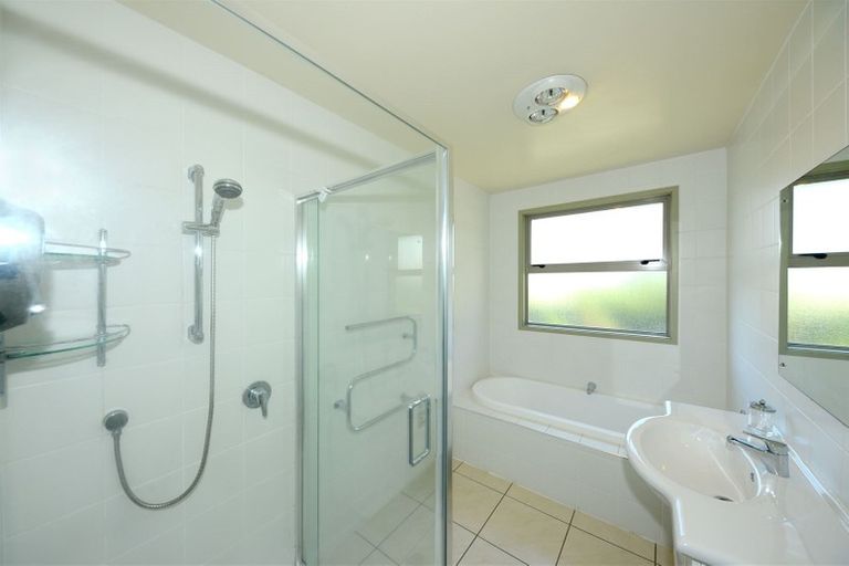 Photo of property in 19 Roydvale Avenue, Burnside, Christchurch, 8042