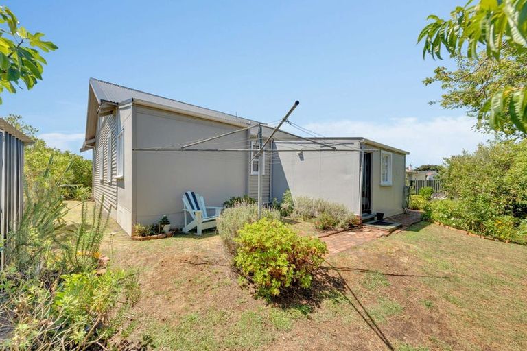 Photo of property in 79 Alma Road, Gonville, Whanganui, 4501