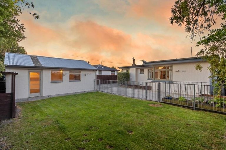 Photo of property in 16 Mcintyre Street, Shirley, Christchurch, 8013
