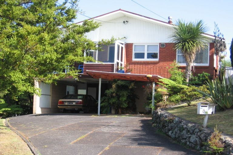 Photo of property in 5 Kauri Road, Birkenhead, Auckland, 0626
