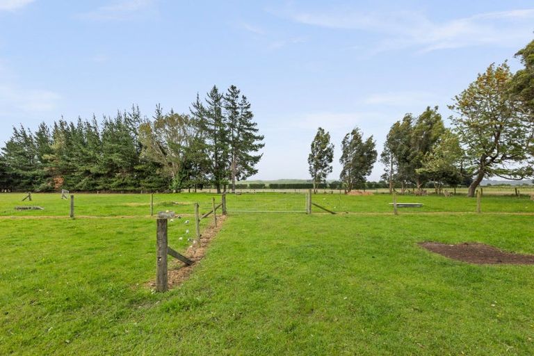 Photo of property in 579 Swamp Road, Puketapu, Napier, 4183