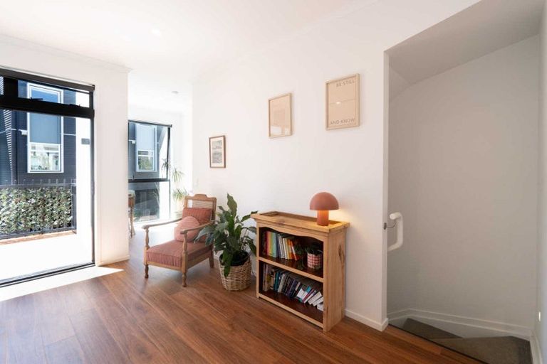 Photo of property in 12 Mayfly Lane, Hobsonville, Auckland, 0616