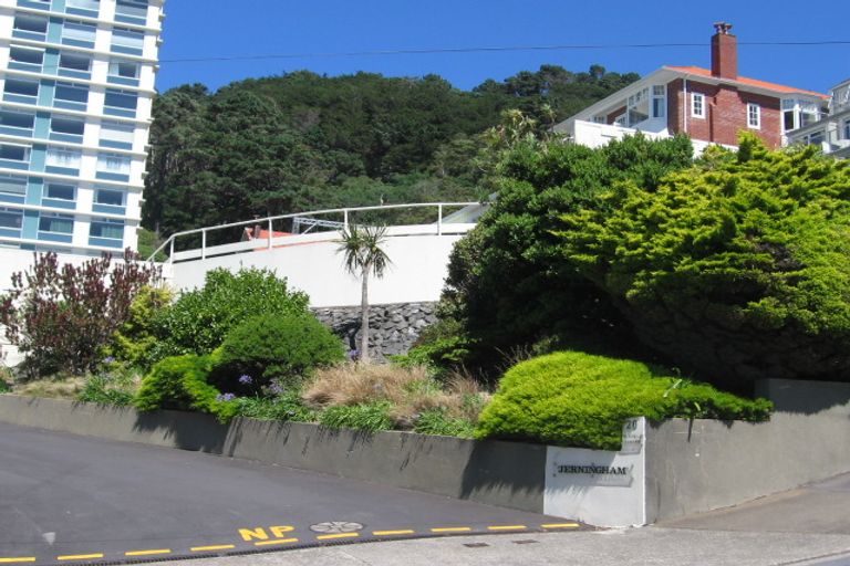 Photo of property in 20a Oriental Terrace, Oriental Bay, Wellington, 6011
