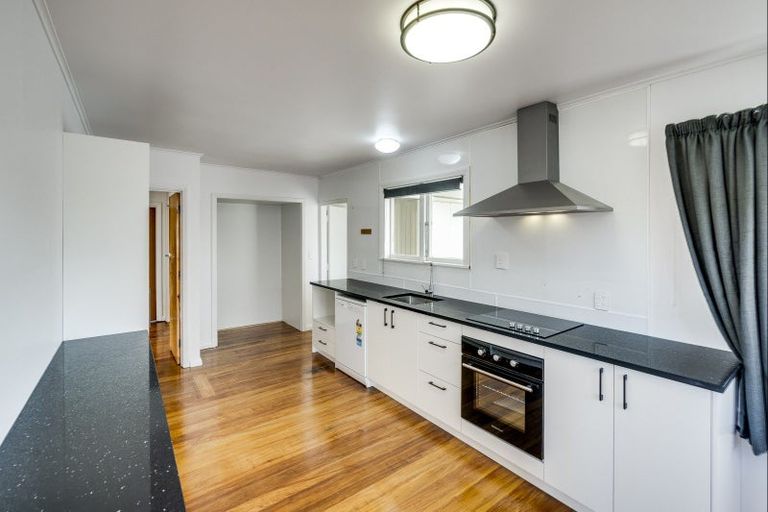 Photo of property in 34 Taradale Road, Marewa, Napier, 4110