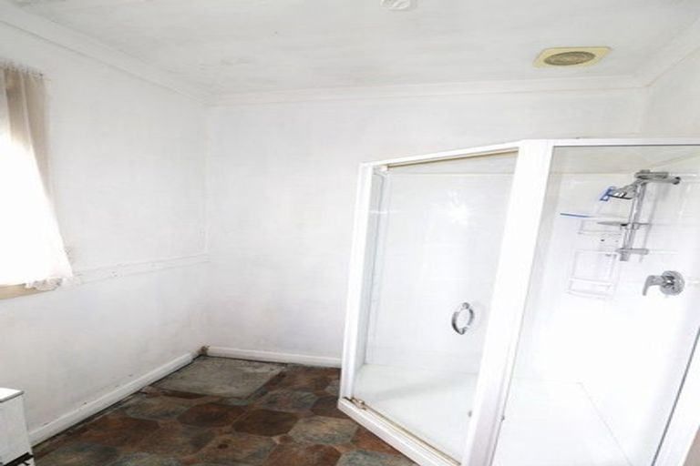 Photo of property in 12 Terrace Street, Aramoho, Whanganui, 4500