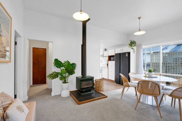 Photo of property in 42 Gaine Street, New Plymouth, 4310