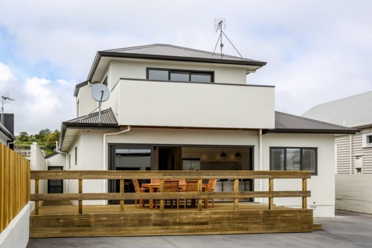 Photo of property in 116 Vivian Street, New Plymouth, 4310