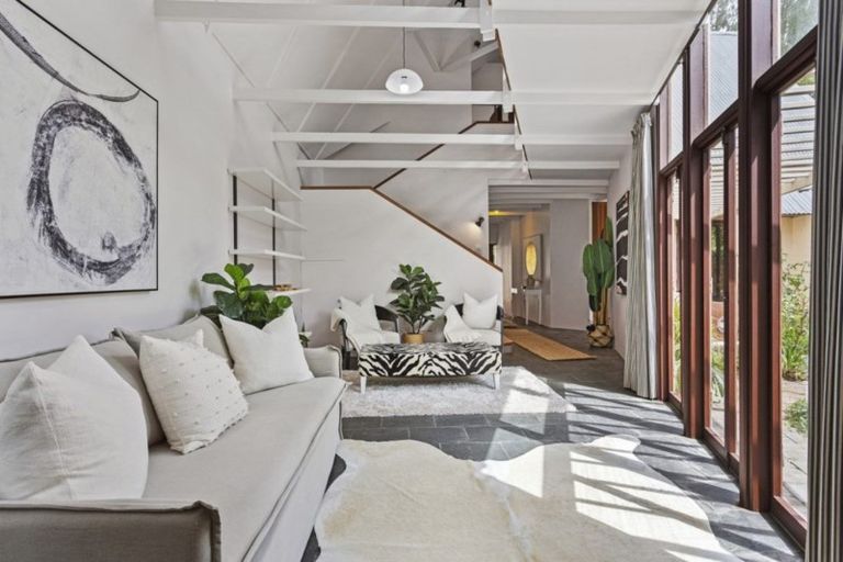 Photo of property in 114 Merivale Lane, Merivale, Christchurch, 8014