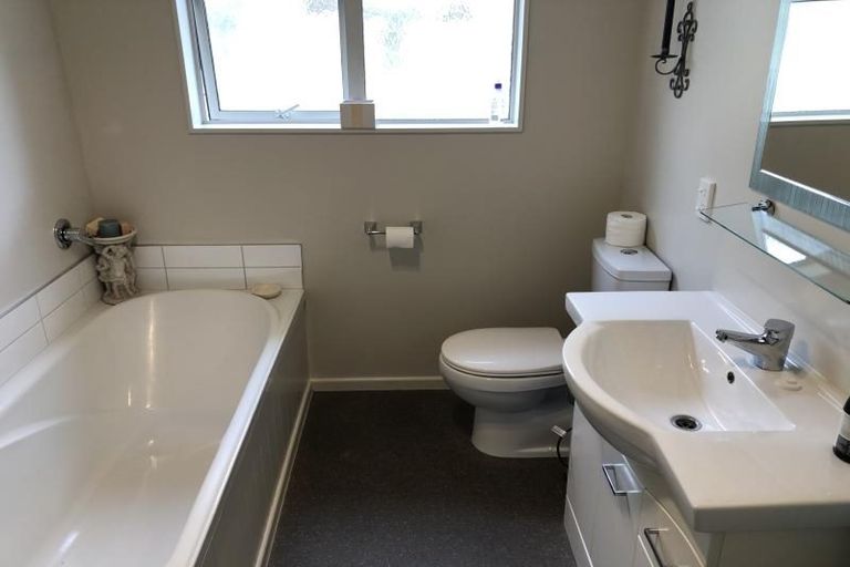 Photo of property in 26 Speldhurst Grove, Stokes Valley, Lower Hutt, 5019