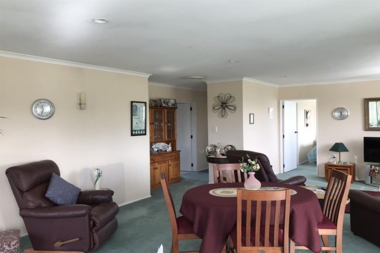 Photo of property in 27 Juliet Street, Stratford, 4332