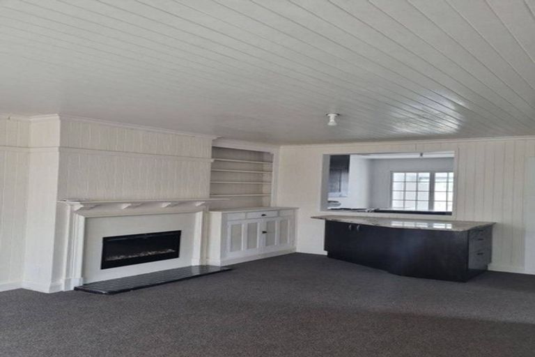 Photo of property in 7a Karaka Street, Castlecliff, Whanganui, 4501