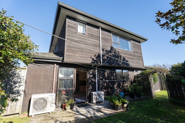 Photo of property in 40 Erris Street, Johnsonville, Wellington, 6037