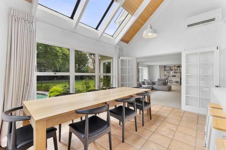 Photo of property in 3 Ashdale Lane, Strowan, Christchurch, 8052