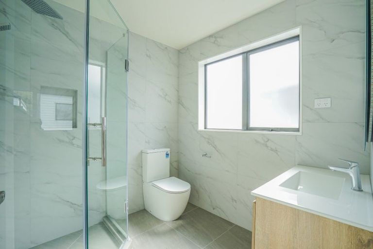 Photo of property in 18a Domain Road, Weymouth, Auckland, 2103