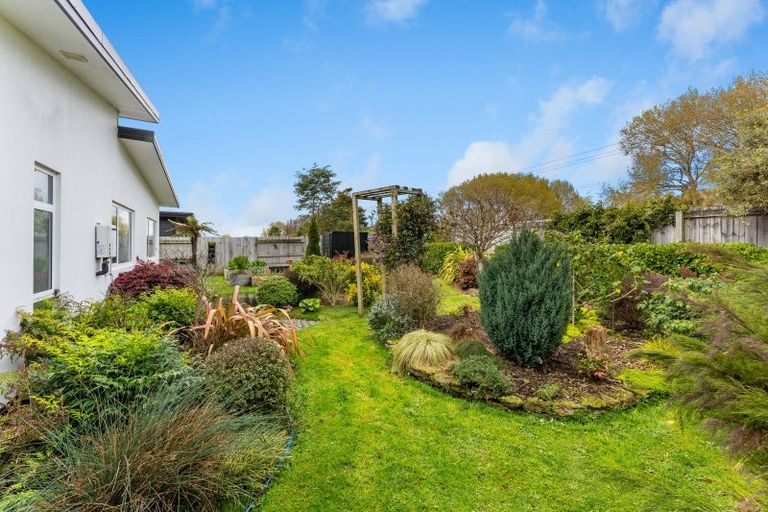 Photo of property in 22 Serenity Crescent, Kelvin Grove, Palmerston North, 4414