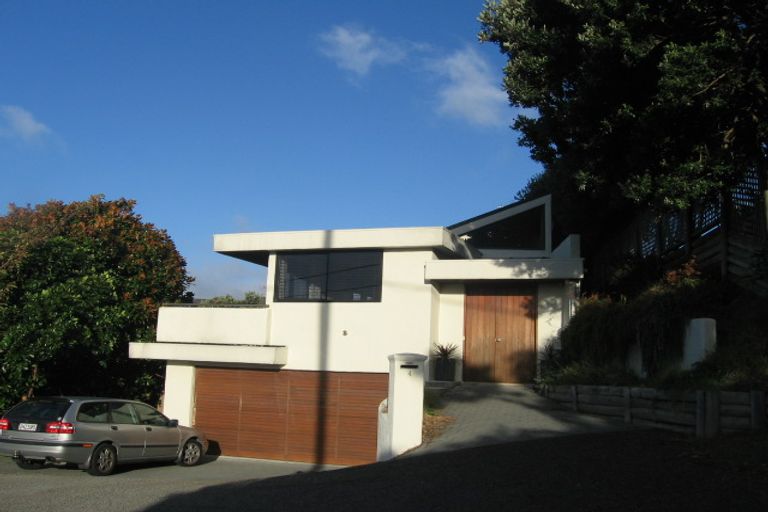 Photo of property in 4 Falla Street, Paraparaumu Beach, Paraparaumu, 5032