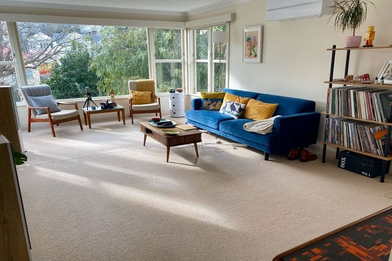 Photo of property in 45 Queen Street, Mount Victoria, Wellington, 6011