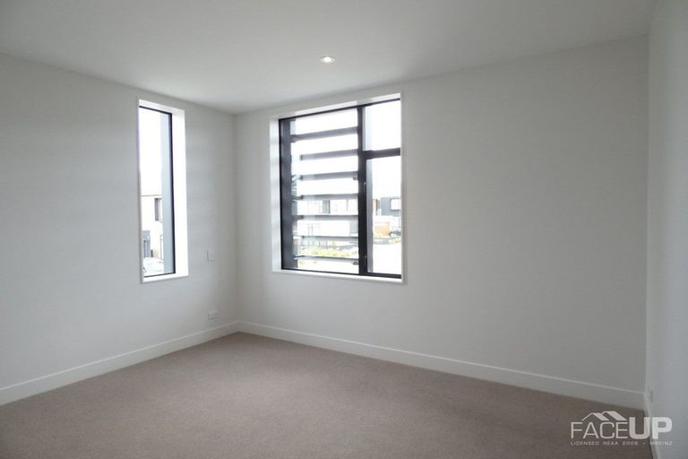 Photo of property in 115 Buckley Avenue, Hobsonville, Auckland, 0616