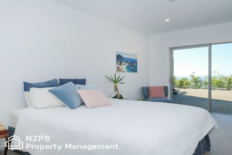 Photo of property in 34 Seaview Terrace, Kew, Dunedin, 9012